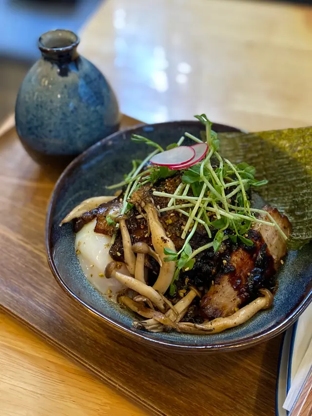 24小時浸煮鮮豚肉角煮慢煮蛋穀米茶漬飯