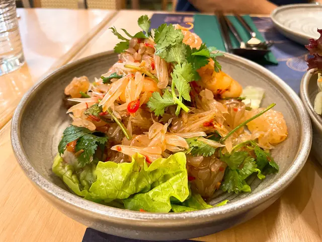 清新柚子蝦沙律