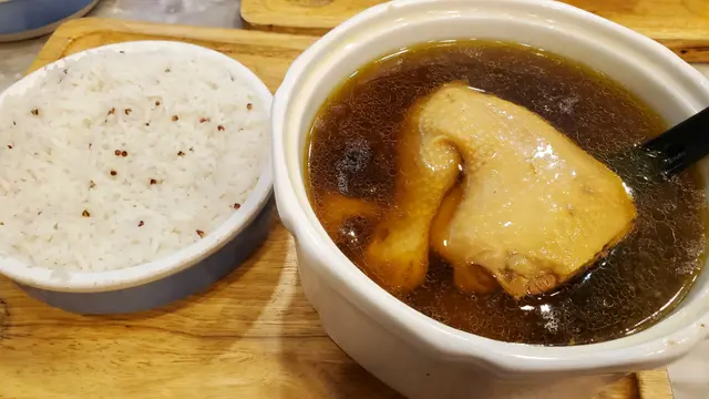 花膠魚肚雞湯飯