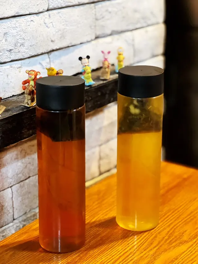 冷泡白桃烏龍 & 冷泡炭培烏龍