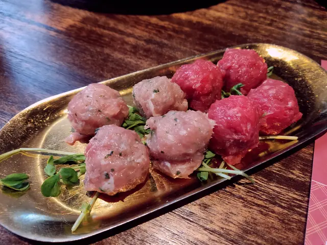 手打菠菜豬肉丸 & 手打芝心牛肉丸