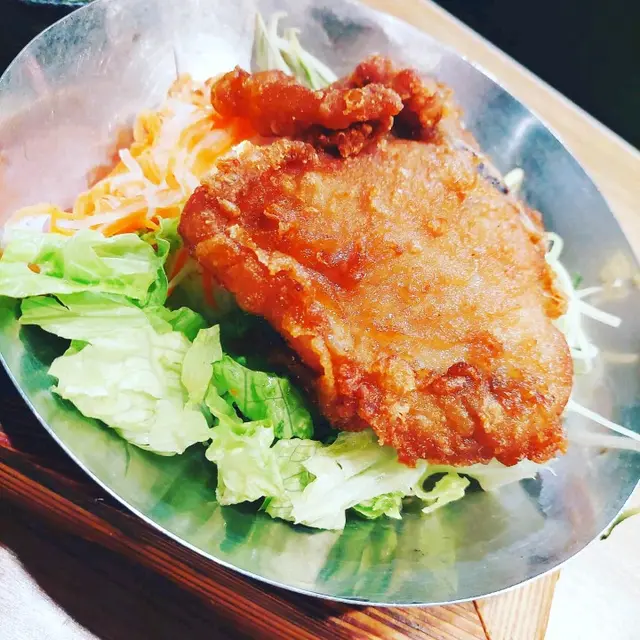蔥油香茅豬扒配白飯