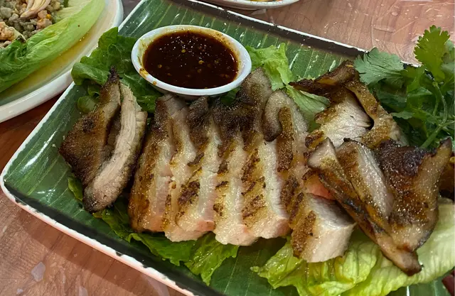 燒豬頸肉