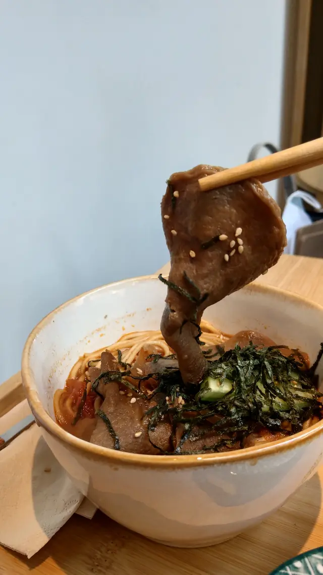 整體最好反而是 Unlimeat 素牛肉片