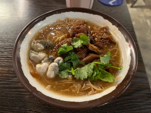 蚵仔麵線