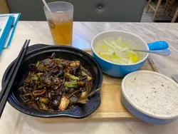 Steamed  fish  with  black  beans  