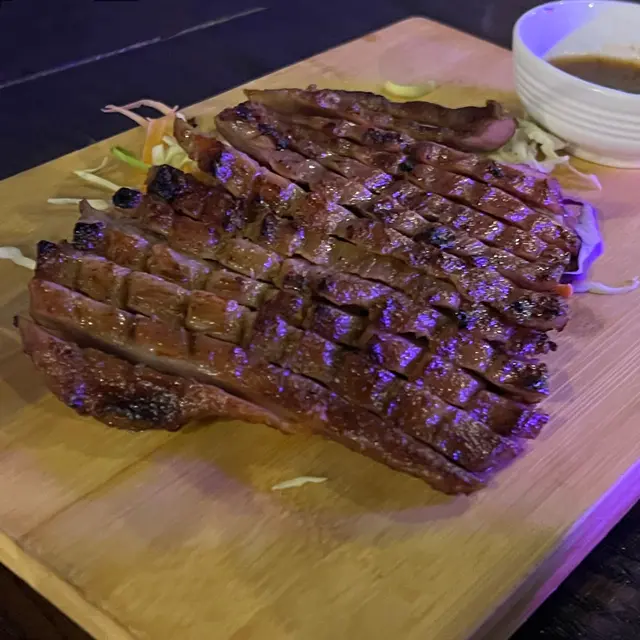 燒豬頸肉