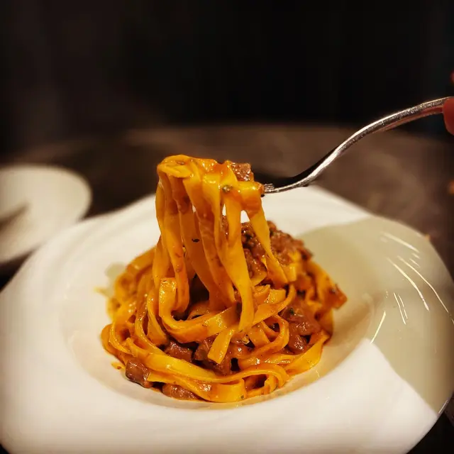 Fettuccine with Beef Ragu