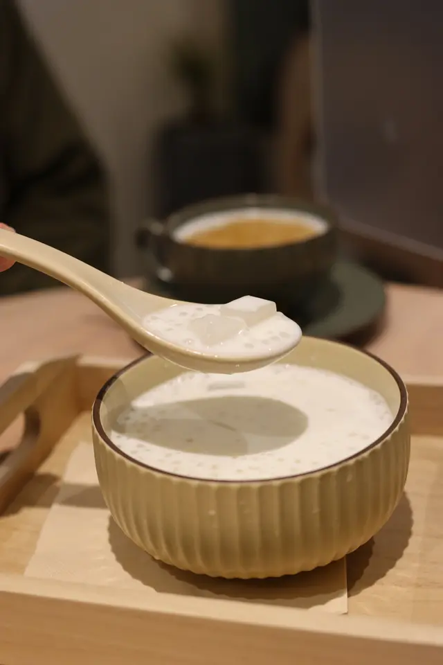 椰汁椰果西米露