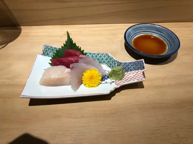 除左白魚章紅，其餘兩款就一般。