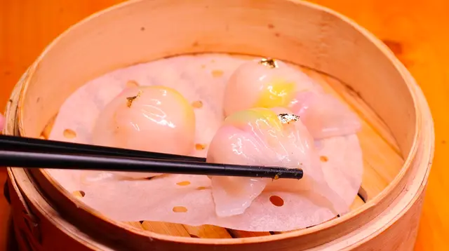 彩虹鮮蝦餃