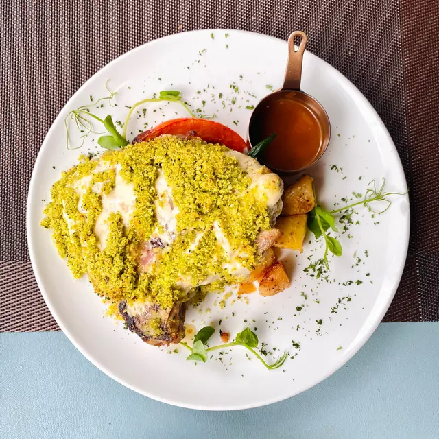 寶雲酥芥茉焗美國有機極黑豬(配薯菜)