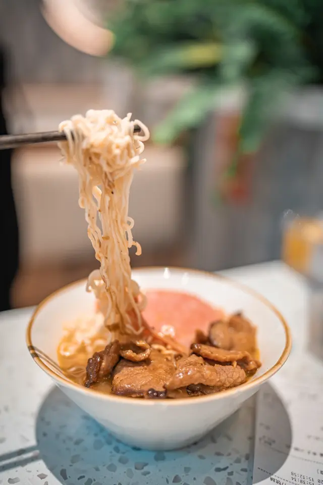 沙嗲牛肉岀前一丁