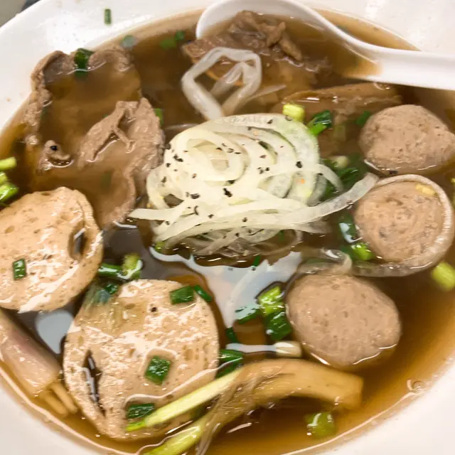 火五火車頭牛肉粉