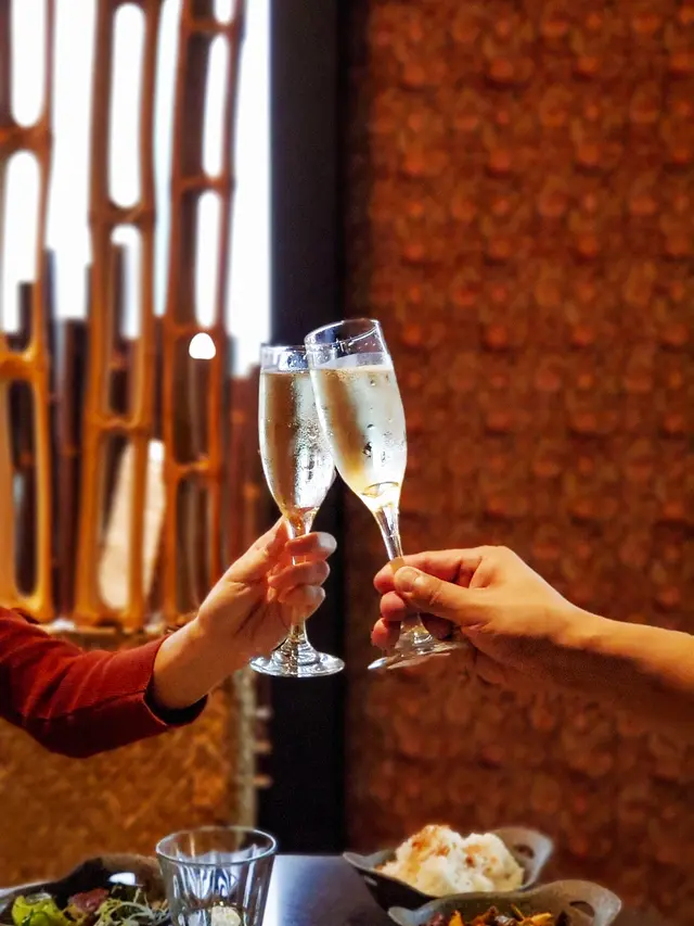 Champagne · Wine · Beer Free Flow