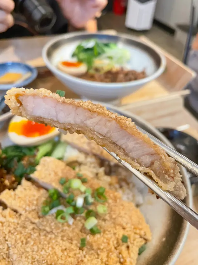 台式鹽酥排骨飯