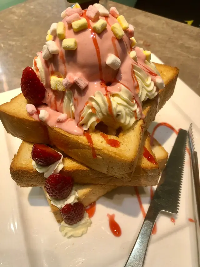 草莓香草蜜糖磚塊