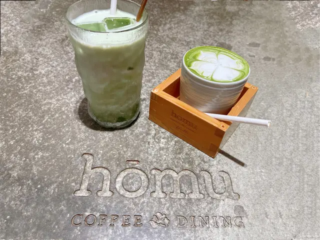 凍鮮奶抹茶 / 熱奶泡抹茶鮮奶咖啡