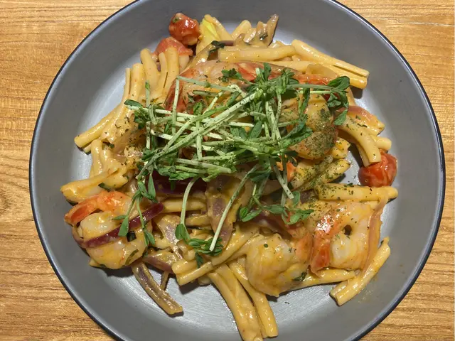 冬陰功辣蝦卷心粉