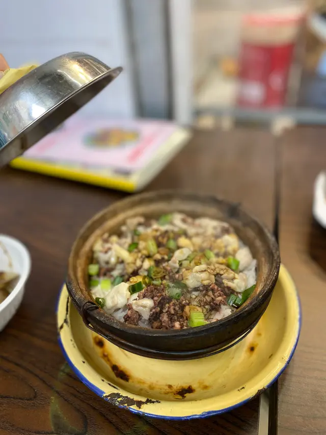 章魚雞粒煲仔飯