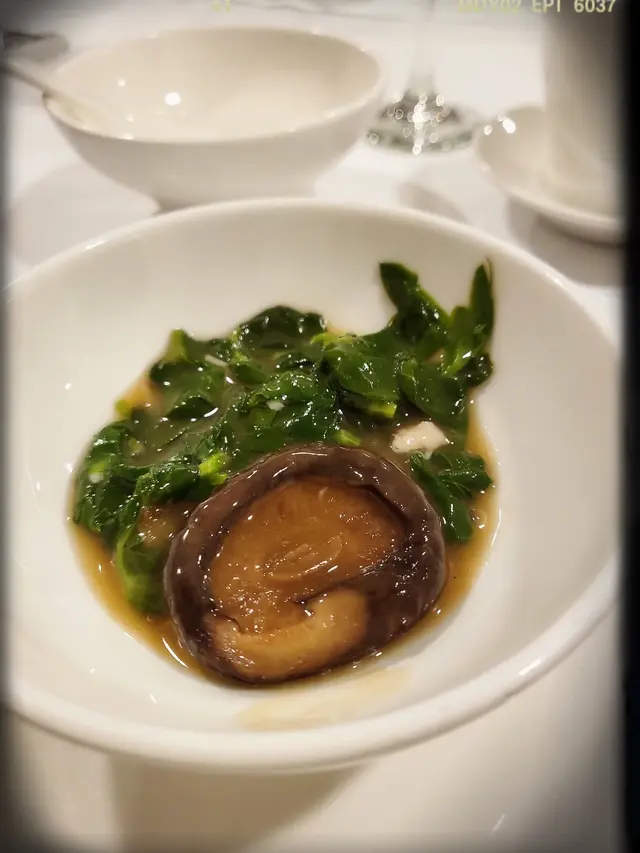 蒜子火腩扣花錦鱔皇腩