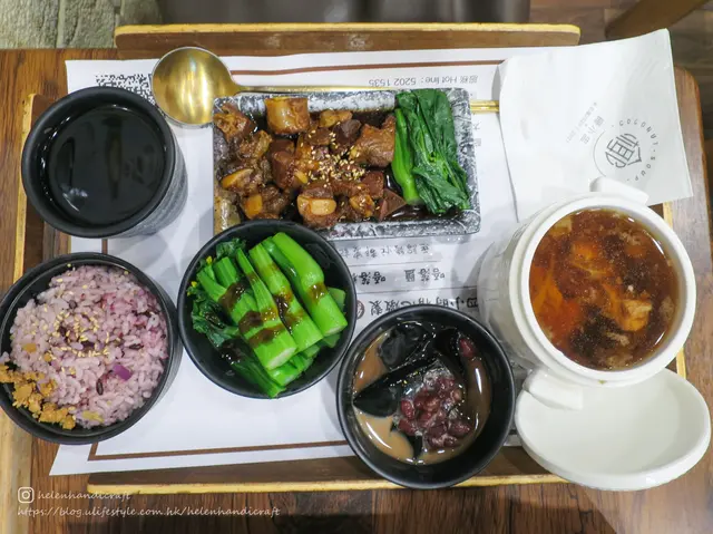 焦糖醋香排骨紫薯飯