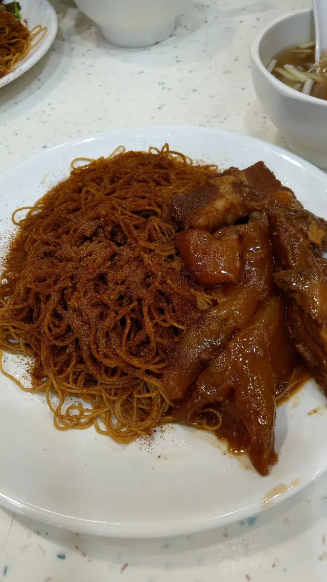 蝦子牛筋牛腩撈麵