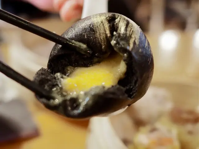 黑金流沙包