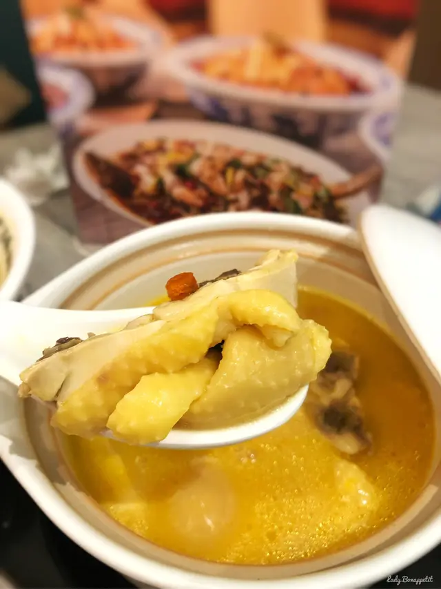 厚花膠，濃質清甜順滑。