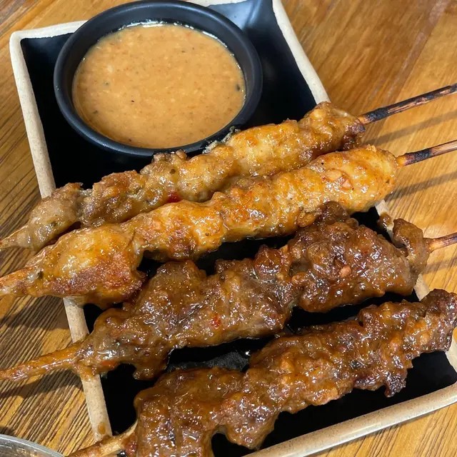 沙嗲羊肉雞肉串