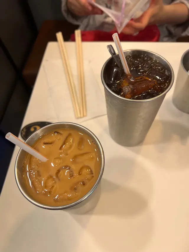 奶茶略淡。