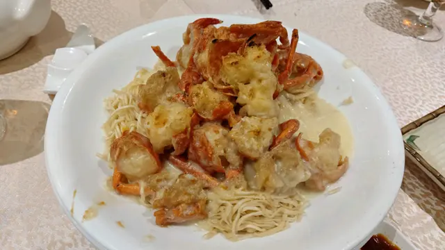 芝士焗澳洲龍蝦伊麵