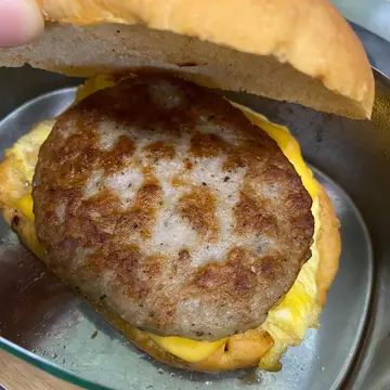 猪柳炒蛋芝士意大利包