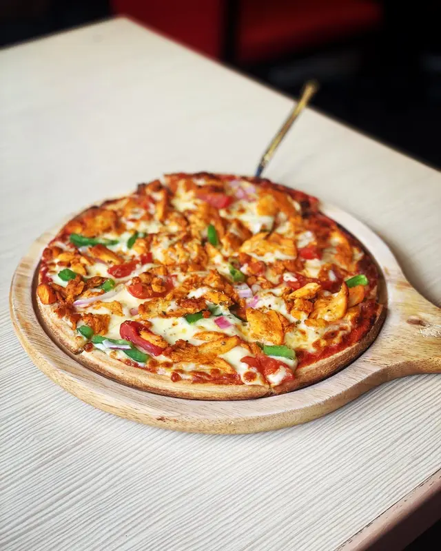 Chicken Tikka Pizza
