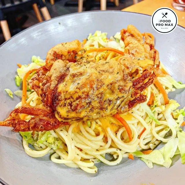 蒜香柏士圖黃金軟殼蟹意粉