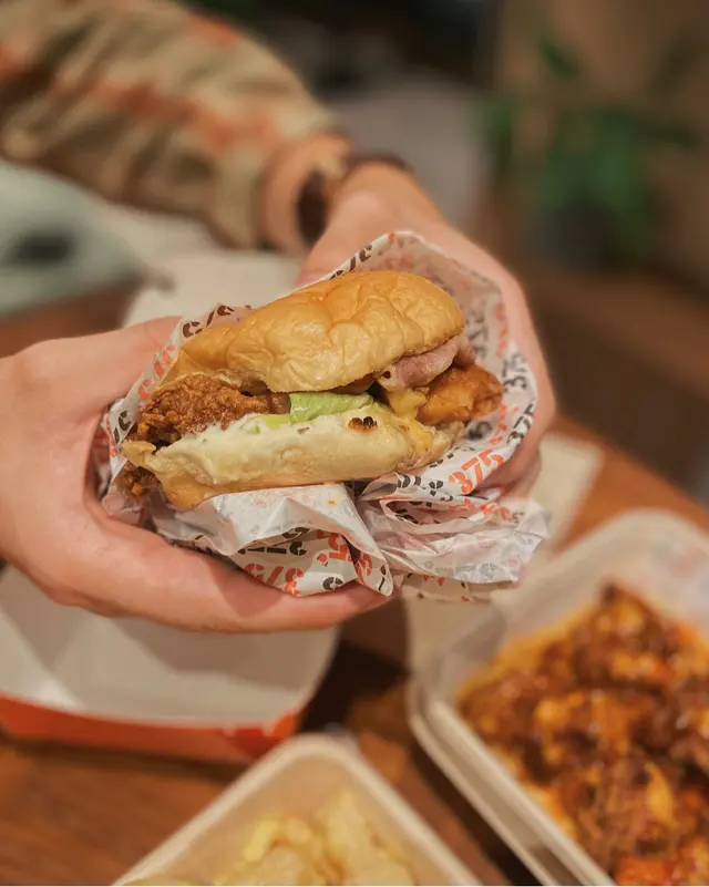 American Bacon Sandwich