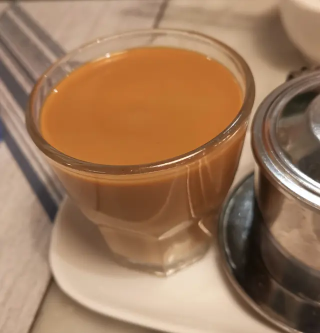  (原價$28，第二杯飲品半價)