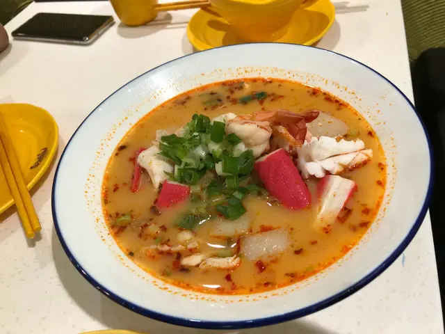 冬蔭功海鮮湯河