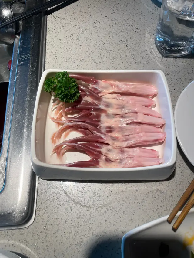 全日錯點的一碟，口感好是真的，可惜鴨的羶味過之而無不及，是來貨問題？以前食過是好的。