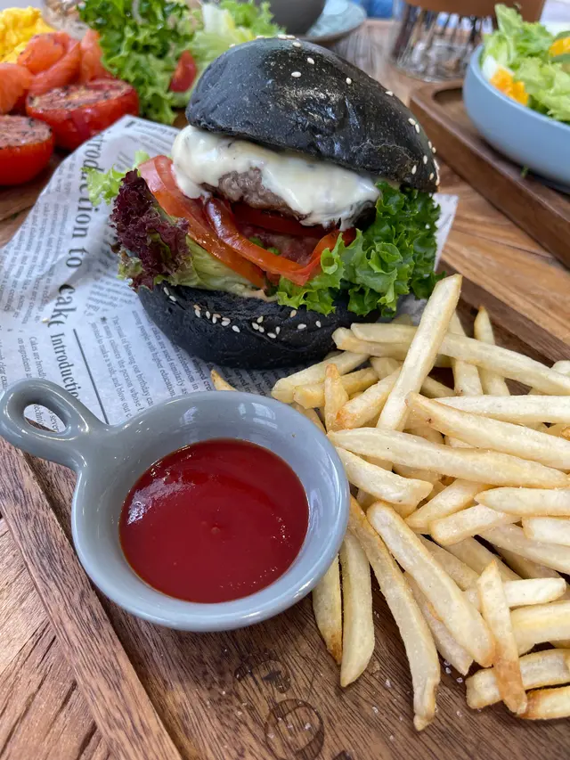 自家製安格斯牛肉漢堡包