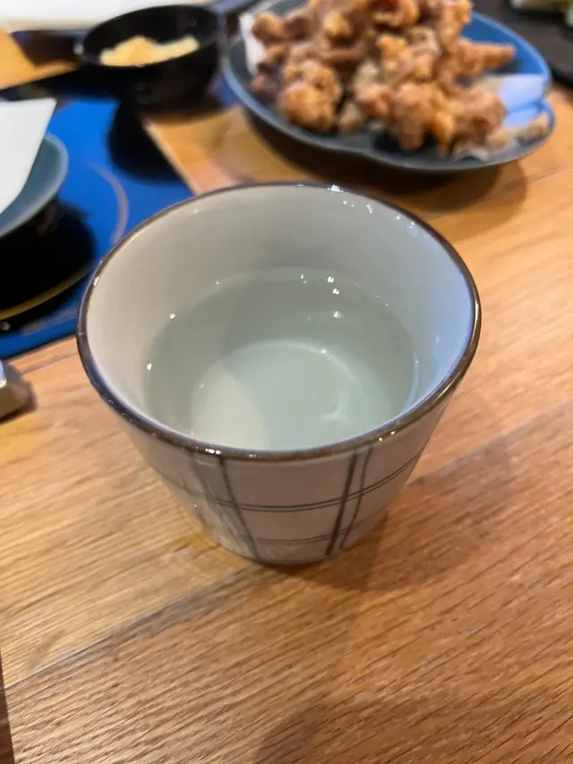 杯水叫左幾次先有，好真貴