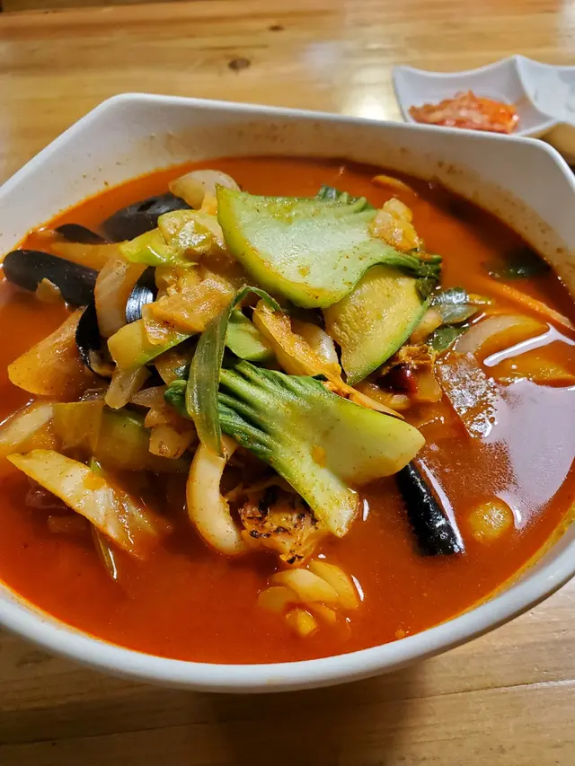 好足料 幾惹味 少辣