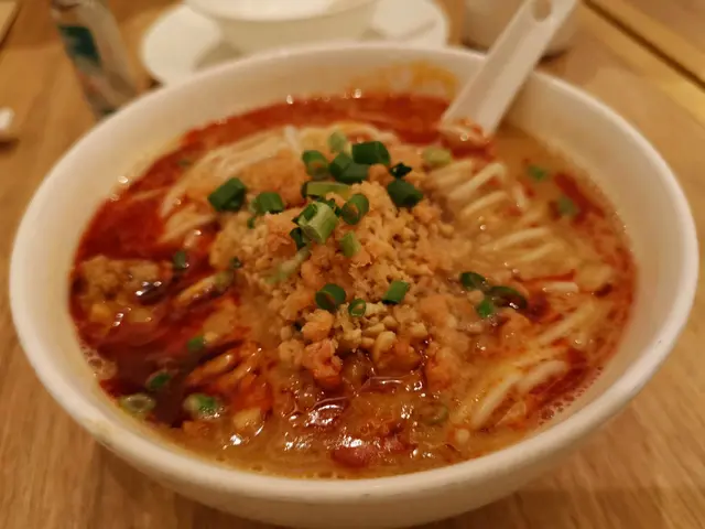 一貫水準，花生末和味料提升味道