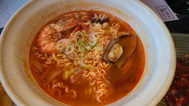 濟州海鮮拉麵