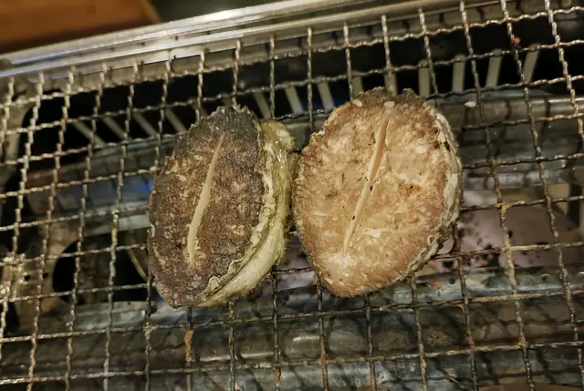 鮑魚殼燒