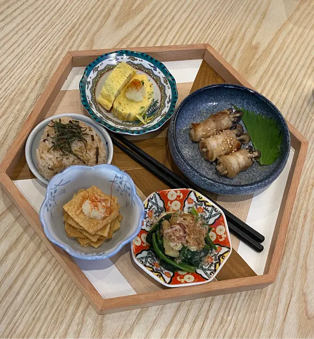 信州味噌柚子胡椒野菌豚肉卷、樱花蝦千層豆腐等（五品料理