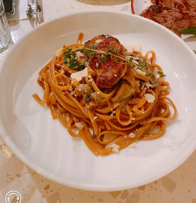 鵝肝牛肝菌扁意大利粉