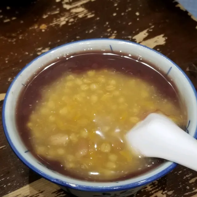 紅豆沙拼糯米麥米粥