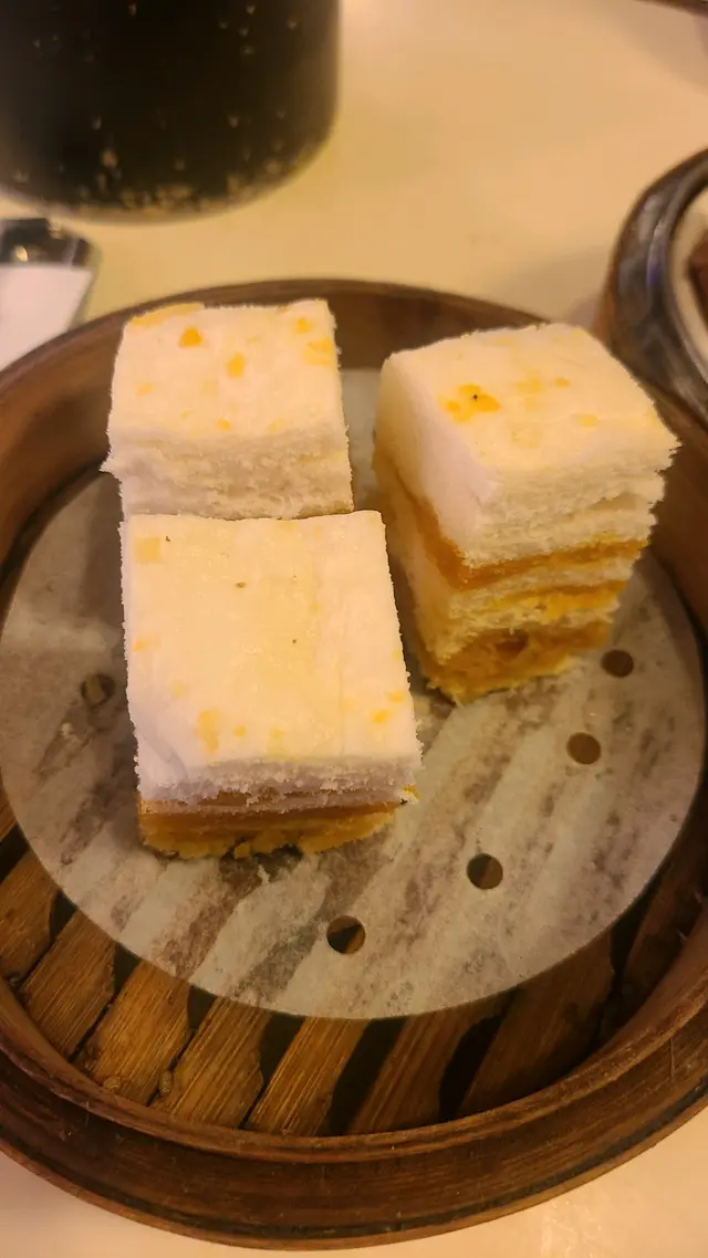 蛋黃千層糕很難食