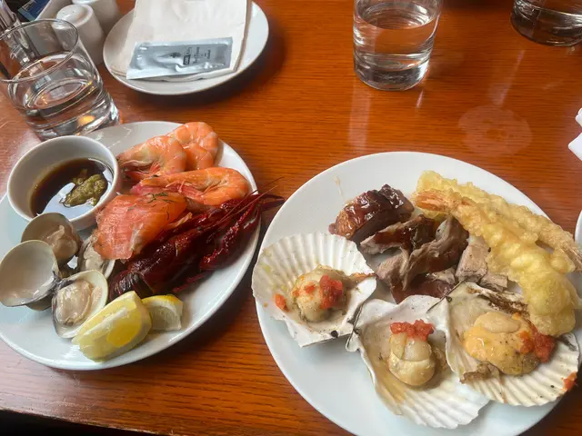 最差係扇貝，燒到好乾，職員仲企定定怕我攞太多，好在4人我攞3隻